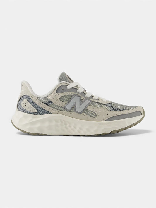 Zapatillas New Balance Mujer Fresh Foam Arishi Gris Crudo