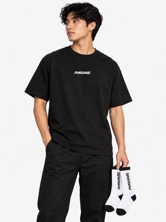 Remera Familyarg Mini Logo 3D Negro + Medias Crew Blanco — vista principal