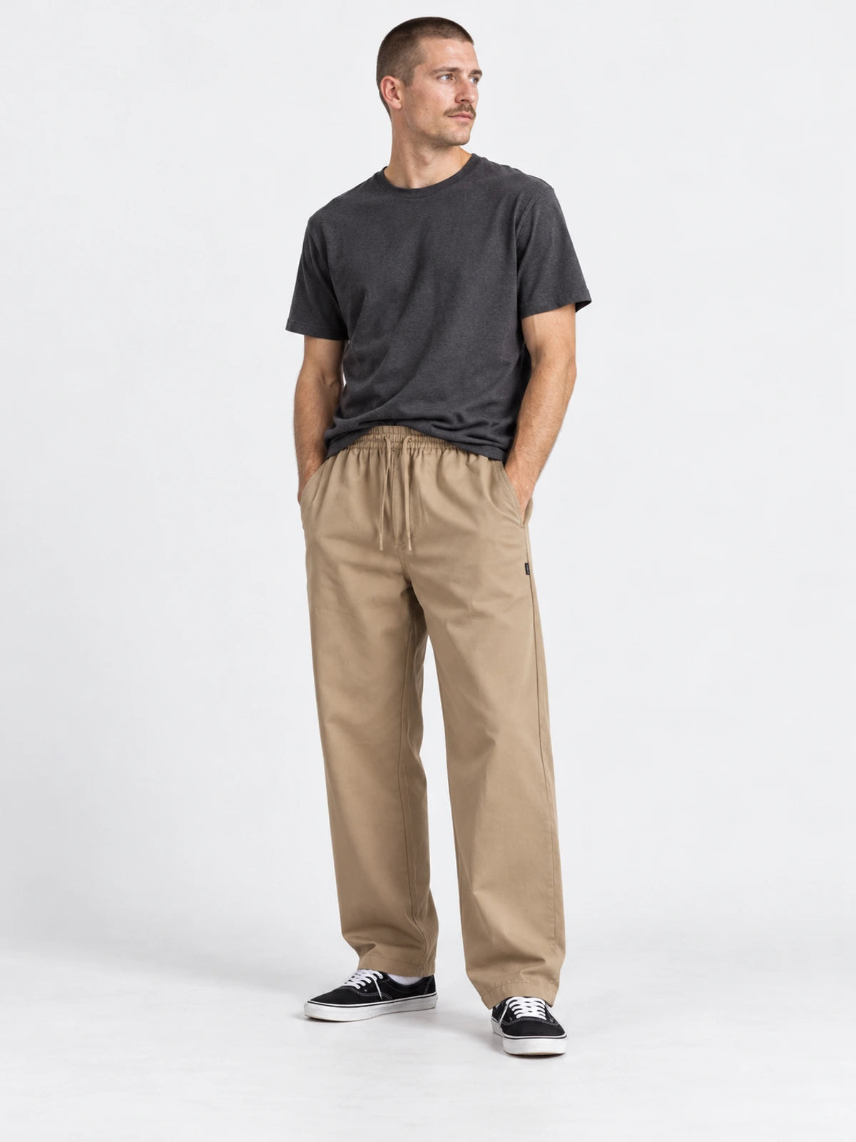 Pantalon Converse Straight-Leg Marrón — vista principal