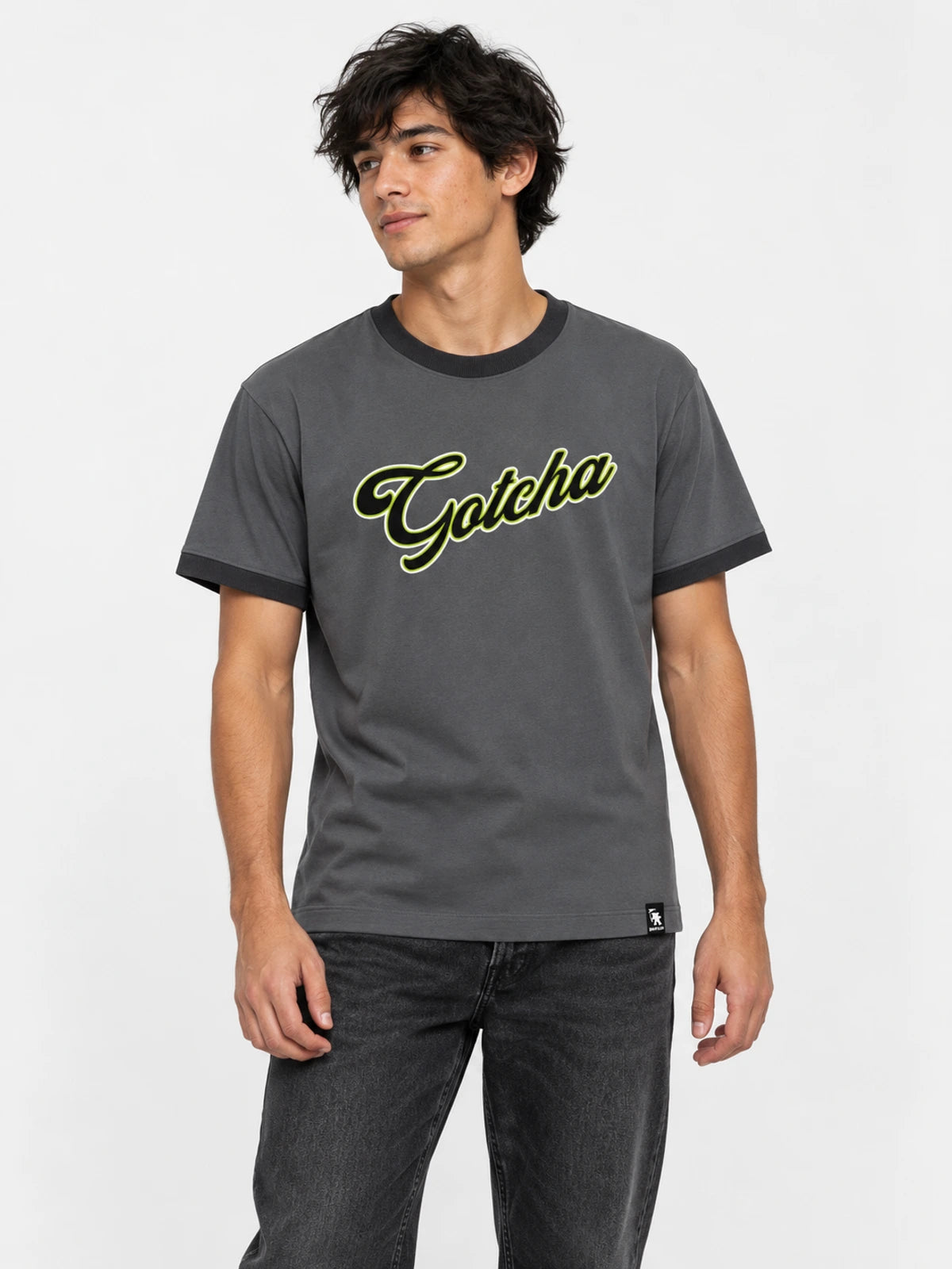 Remera Gotcha Coke Ringer Gris Oscuro — vista principal