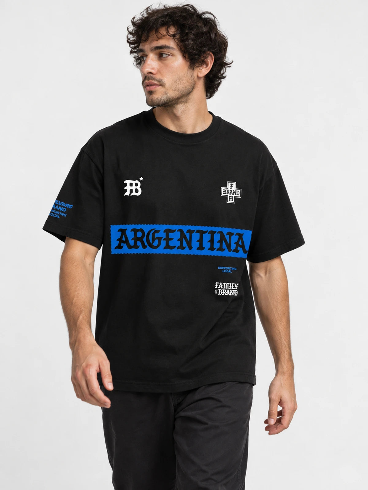 Remera Familyarg x Brand & Co Mundialista Negro — vista principal